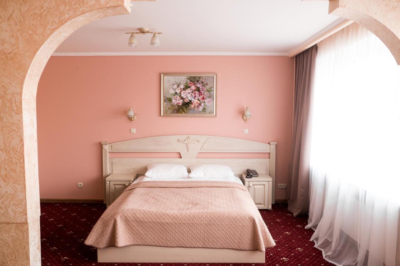 Hotel Halychyna Ternopil Exterior foto